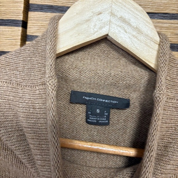 French Connection Tan And White Turtle Neck Sweater Size Small - Picture 6 of 7